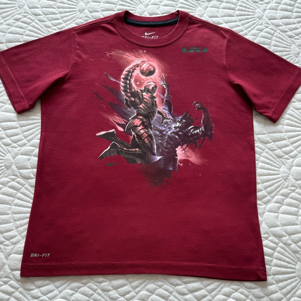 Nike Dri-Fit TShirt - Kids Size S